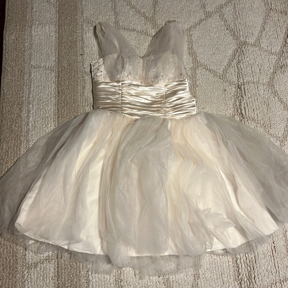 Women‘s dresses